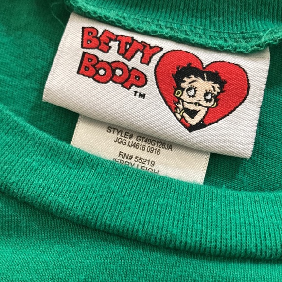 Betty Boop Christmas tee.  M - Picture 3 of 5